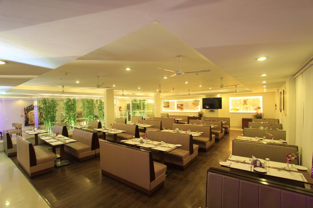 Hotel Orchid Square Coonoor Exterior foto