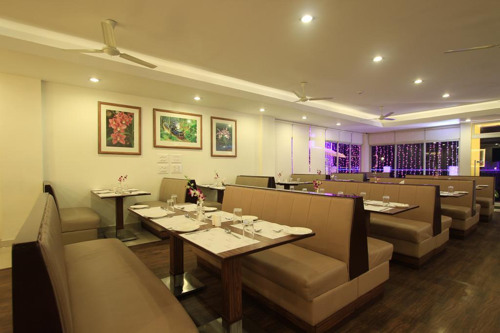 Hotel Orchid Square Coonoor Exterior foto